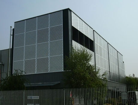 Facade covering
